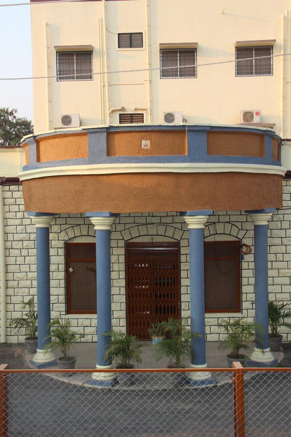 Yuvraj Lodge Osmanabad Exteriér fotografie