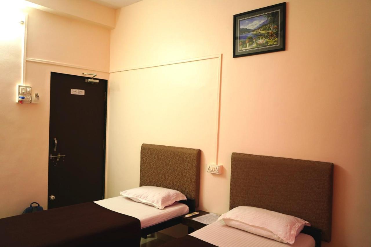 Yuvraj Lodge Osmanabad Exteriér fotografie