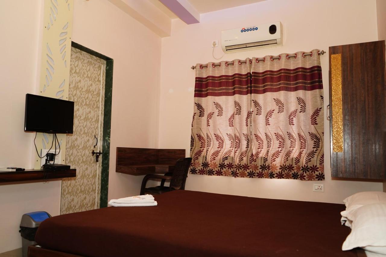 Yuvraj Lodge Osmanabad Exteriér fotografie